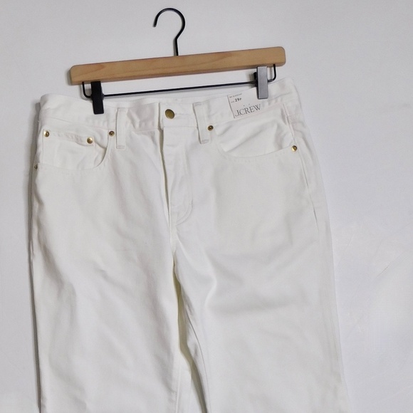 NWT!! J. CREW Petite Slouchy Jeans Solid White Denim Button Fly 29P 29 Petite - Picture 5 of 16
